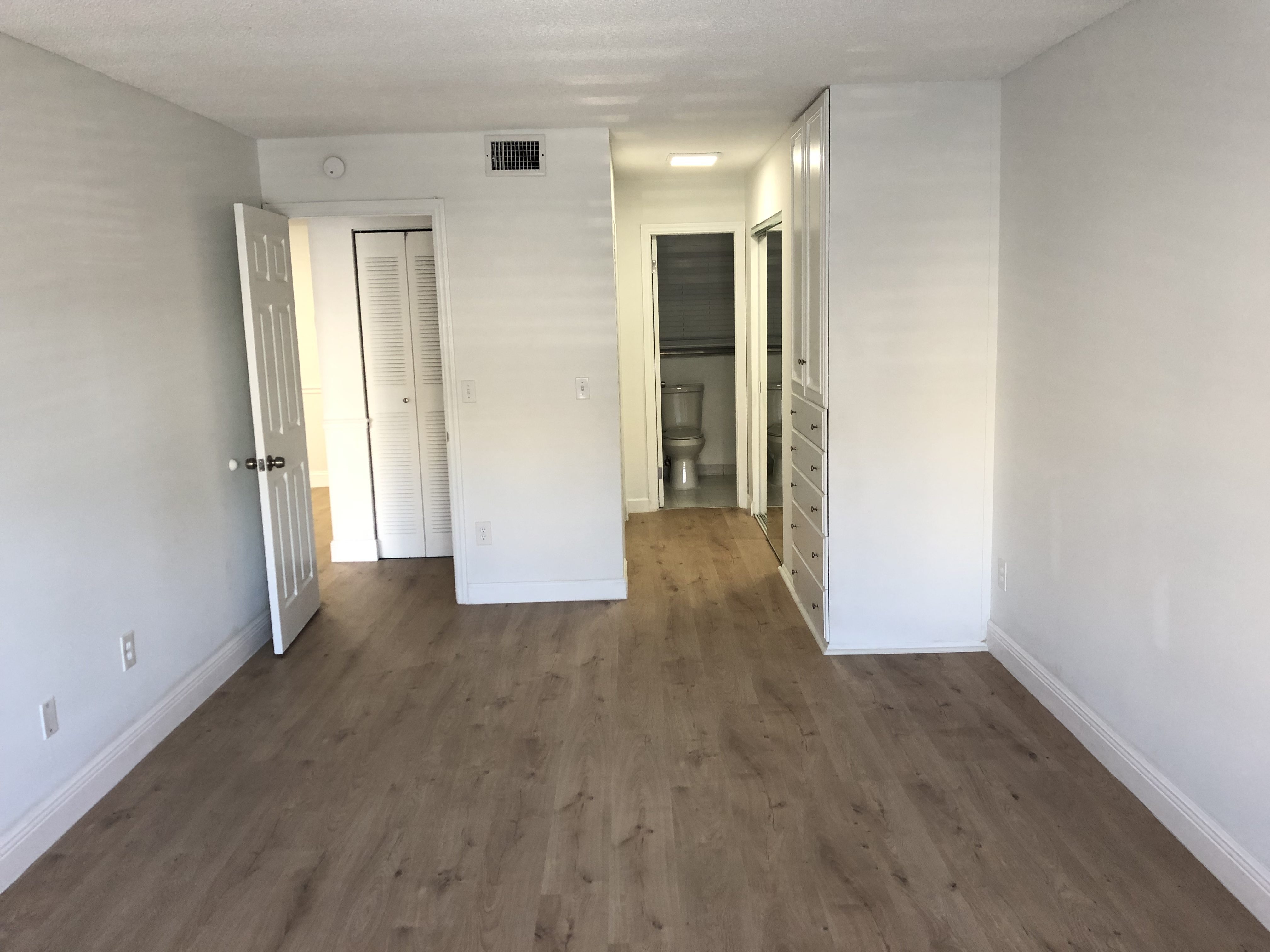 Kings Creek South Condominiumimage3 Kings Creek South Condominium