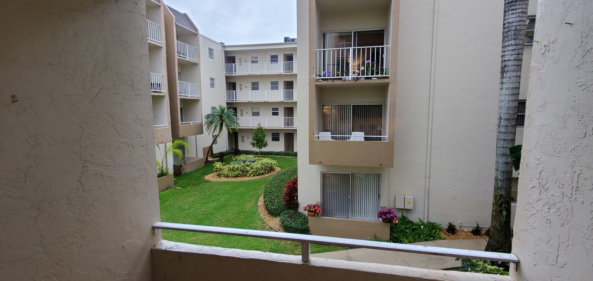 Kings Creek South CondominiumGarden View Kings Creek South Condominium